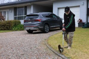 Lawn mowing service near me Liverpool