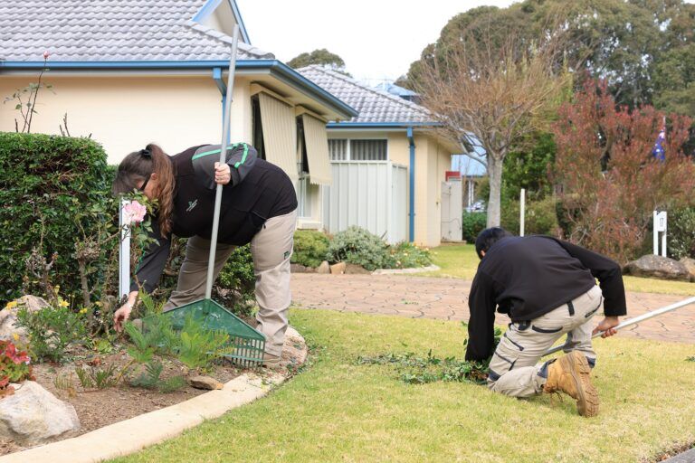 Local Gardening Services: Reliable, Professional Care for Your Home and Business Gardens